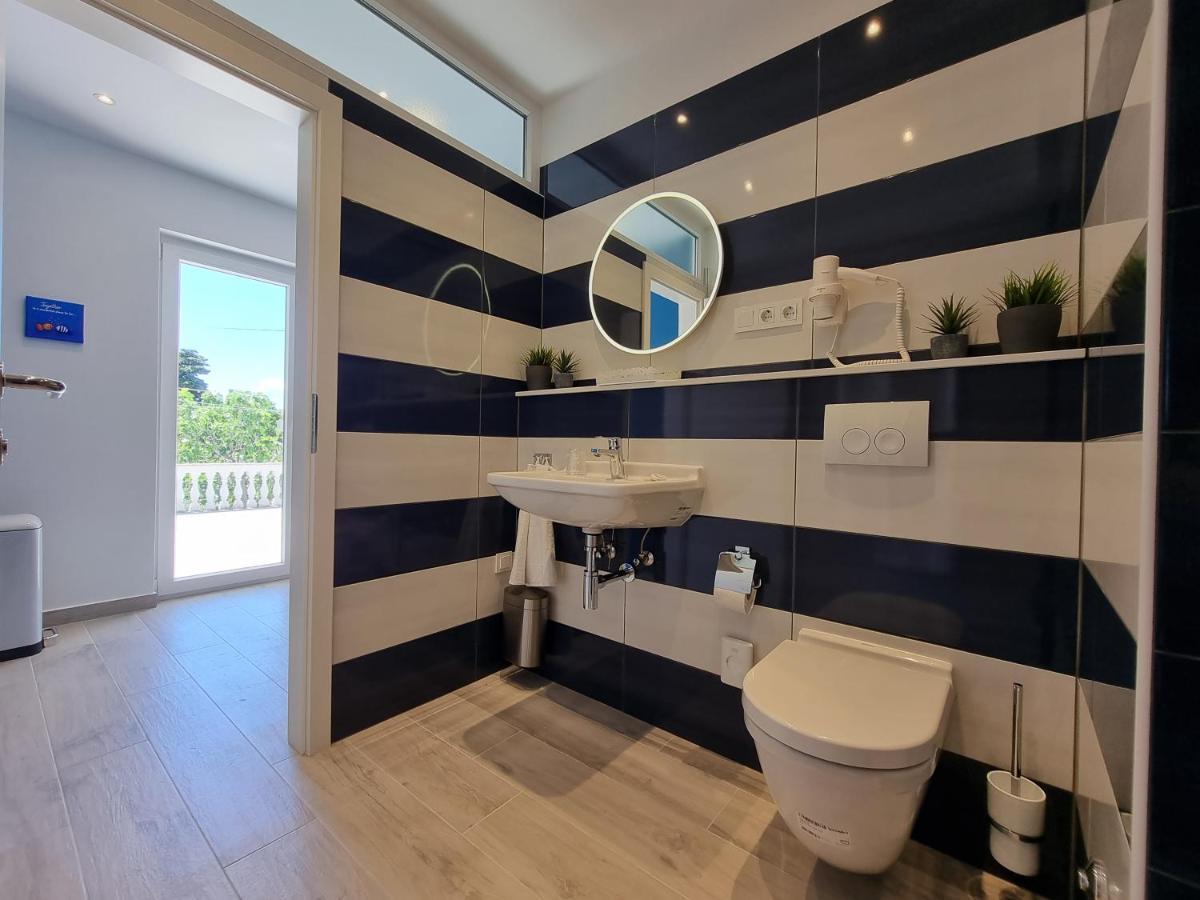 Apartments Suha Punta - Villa Babalonija Kampor Kültér fotó