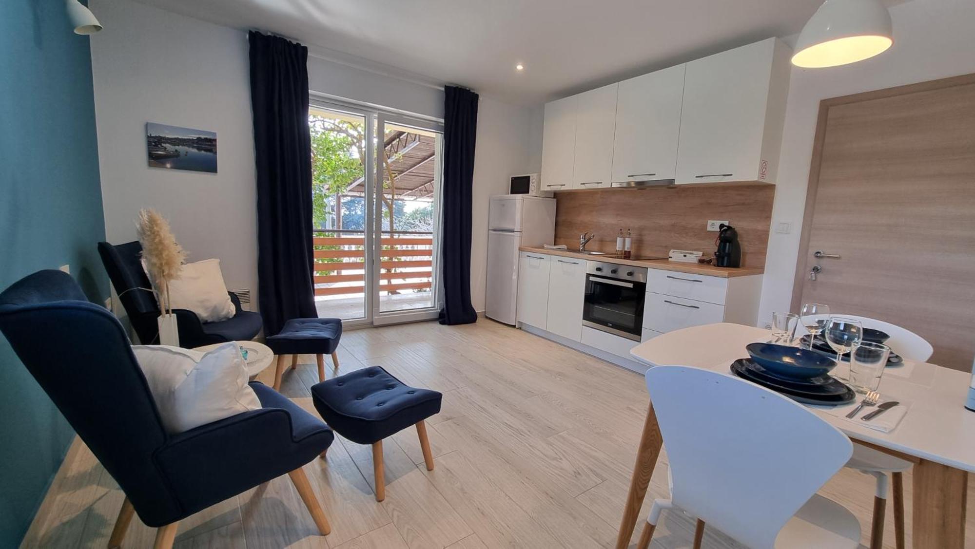 Apartments Suha Punta - Villa Babalonija Kampor Kültér fotó